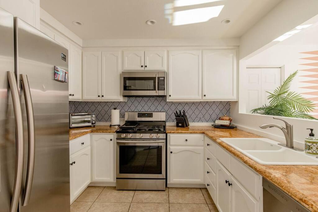 The Yorba Oasis W/Pool Villa Palm Springs Exterior photo